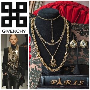 4PCS💥1977-1988💯GIVENCHY PARIS TOGGLE NECKLACE SET